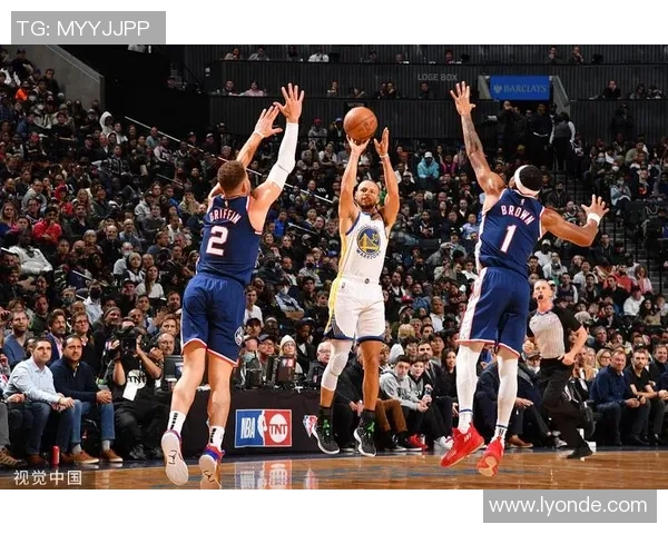 2月14日NBA精彩对决篮网与勇士全场比赛录像回放及精彩瞬间分析