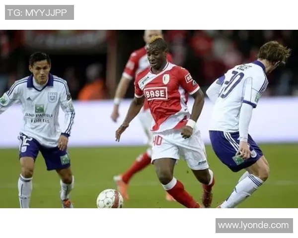 安德莱赫特与摩斯高伦激战成和比分揭晓赛事精彩回顾