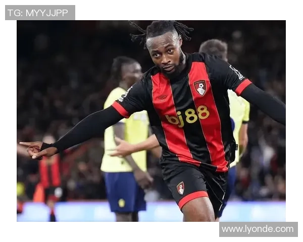 南安普顿与伯恩茅斯激战正酣比赛结果揭晓引发热议