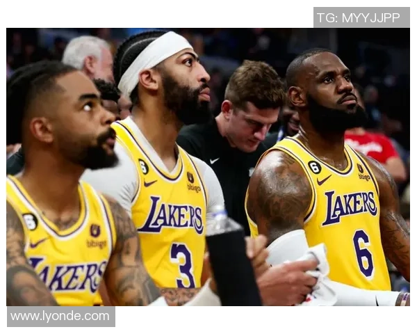 火箭与湖人西部半决赛第四场激战直播精彩瞬间回顾与分析 火箭与湖人西部半决赛第四场激战直播精彩瞬间回顾与分析