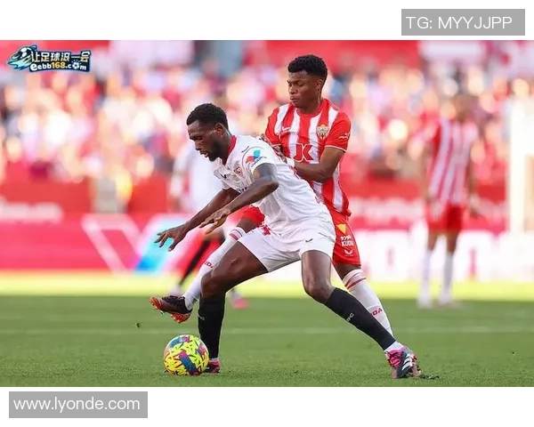 阿尔梅里亚主场迎战塞维利亚争夺西甲宝贵积分之战 阿尔梅里亚主场迎战塞维利亚争夺西甲宝贵积分之战